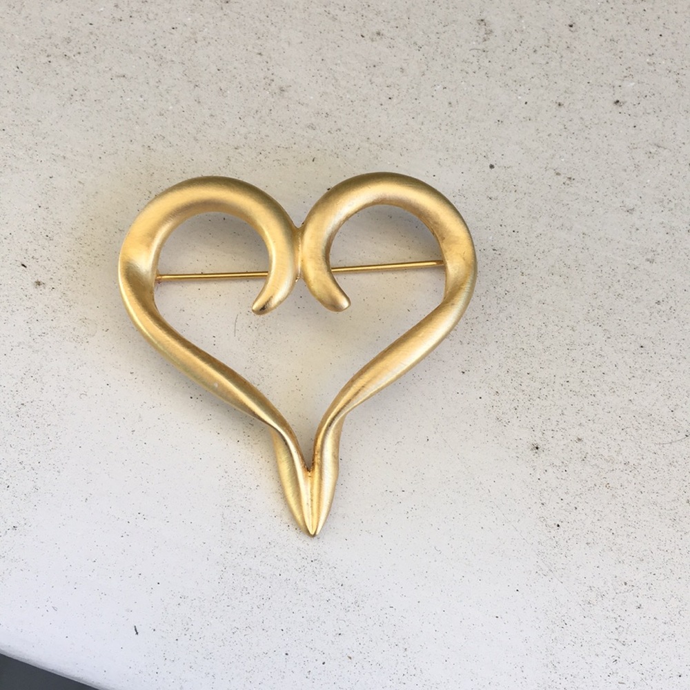 Gold Heart Broach